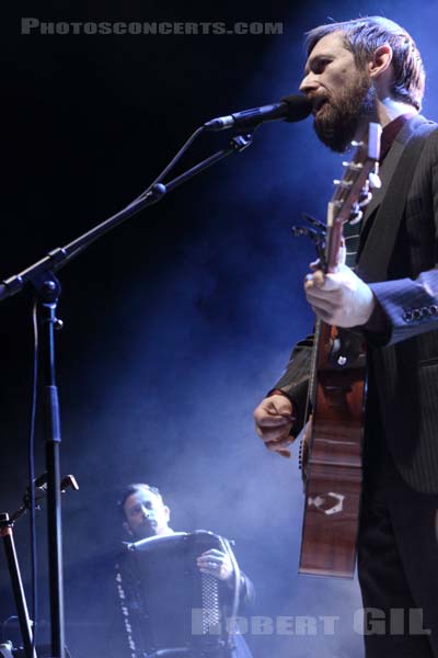 THE DIVINE COMEDY - 2015-05-30 - NIMES - Grande Scene Flamingo - 